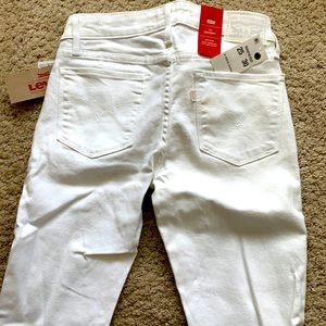 Levi’s 711 Skinny W25 L30 NWT